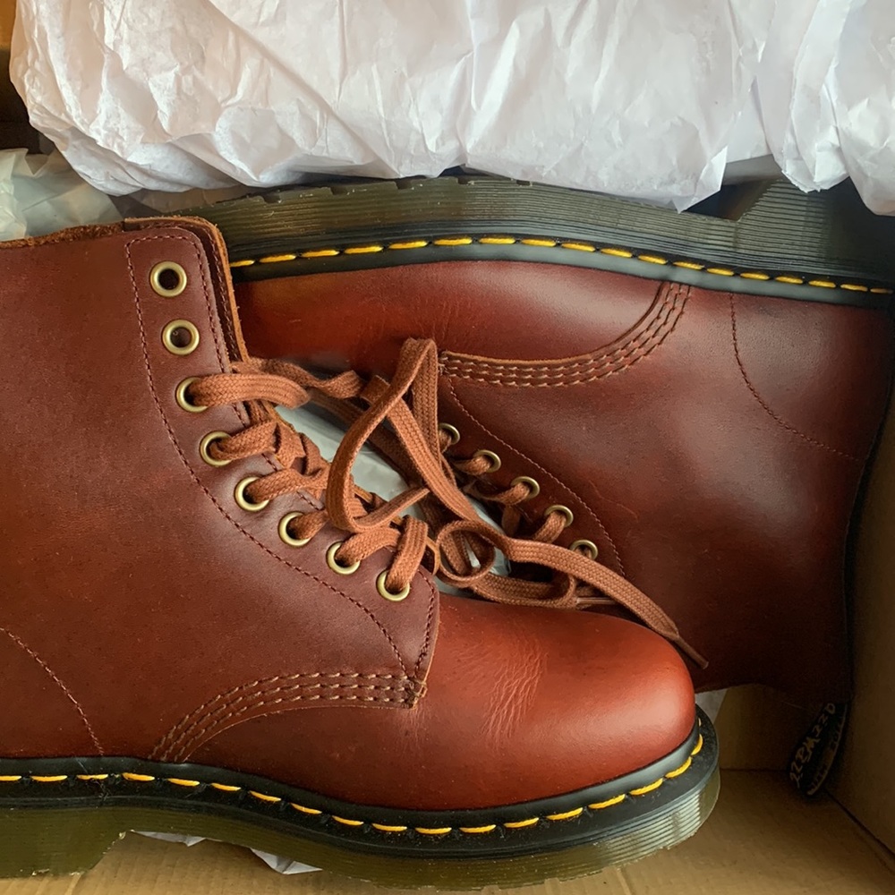 NEW Dr Martens